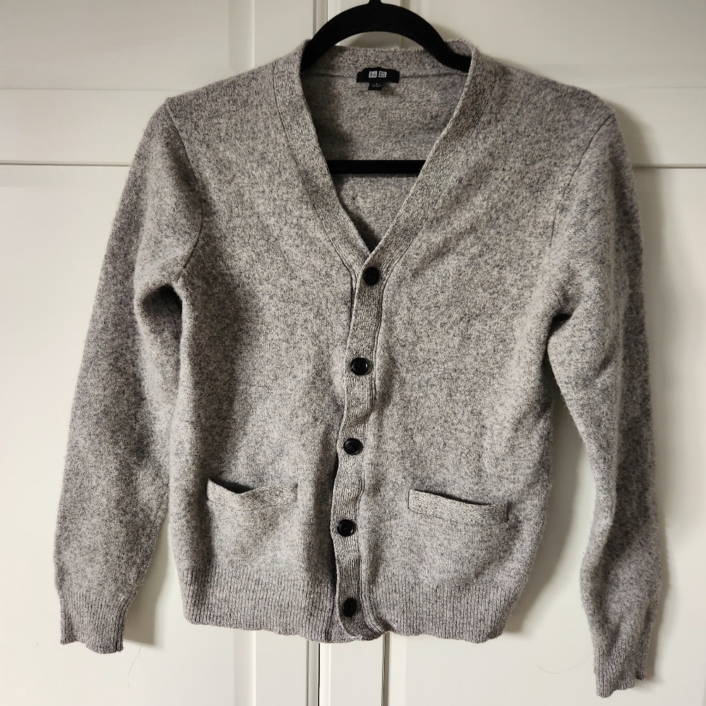 UNIQLO Gray wool cardigan sweater Size S